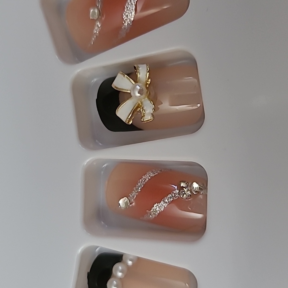 2/$16 Bow Rhinestone Press On Nails - Picture 13 of 14